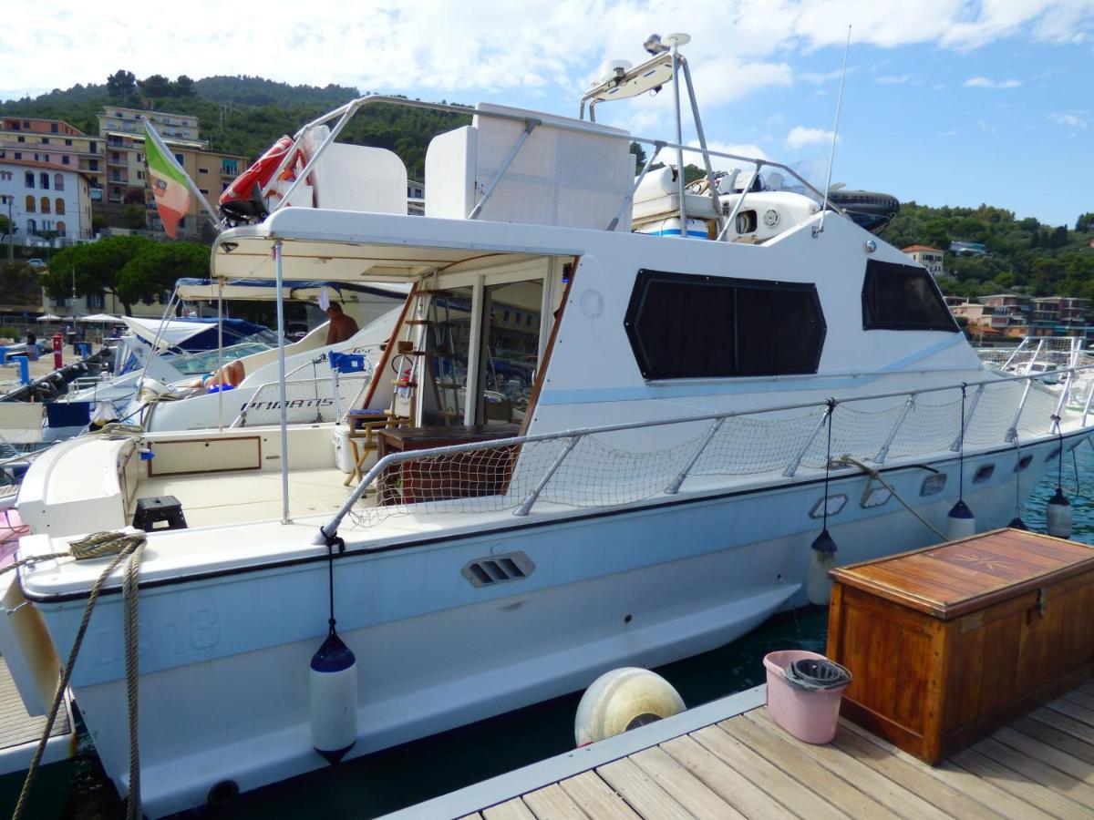 Yachtannablu Hotel Porto Venere Luaran gambar